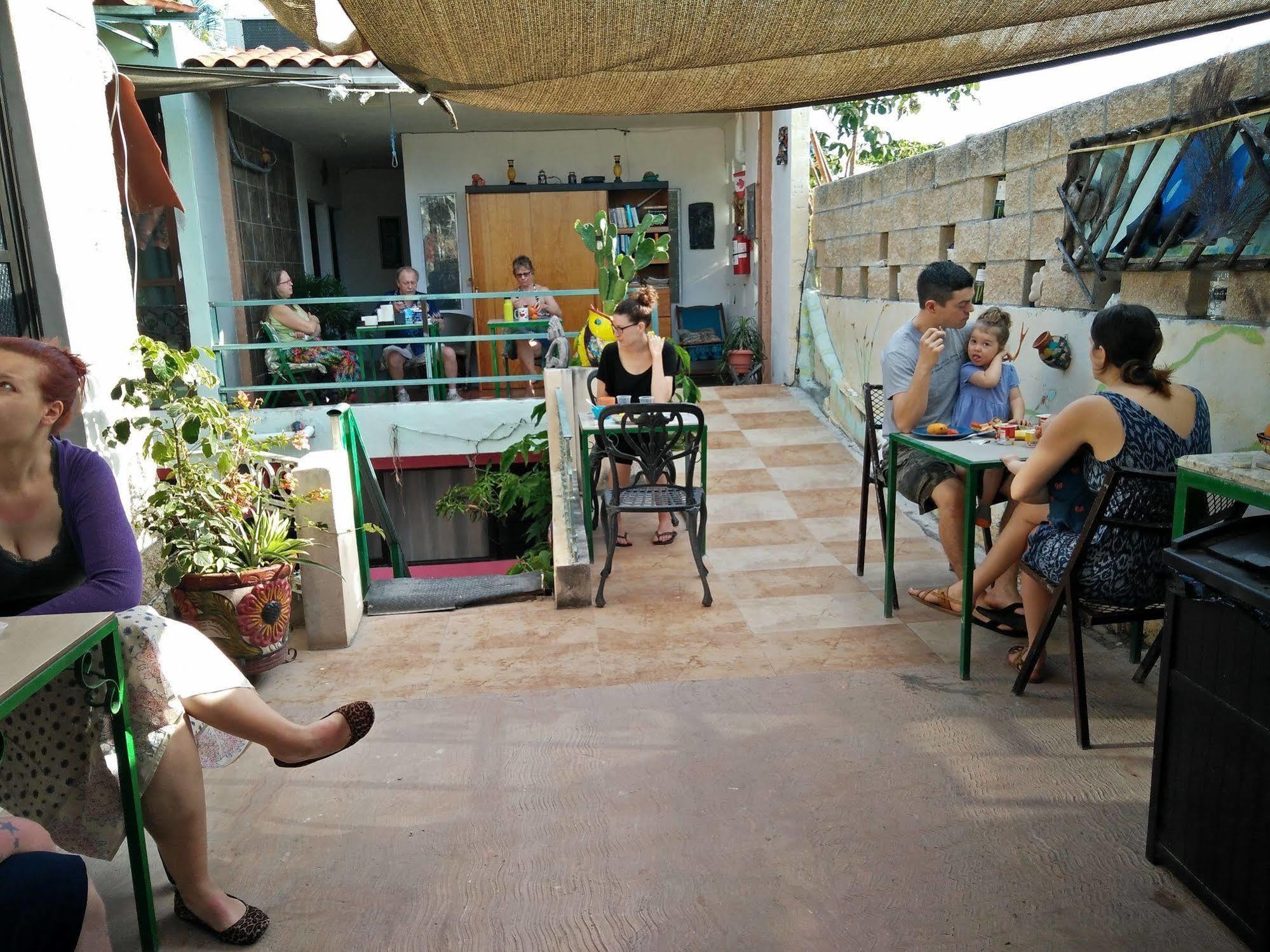 Maison d'hôtes Buenos Días 3*